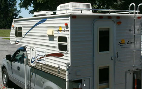 What company made Sun-Lite pop-up campers?