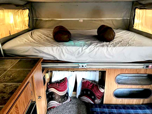 Sun-Lite Truck Camper